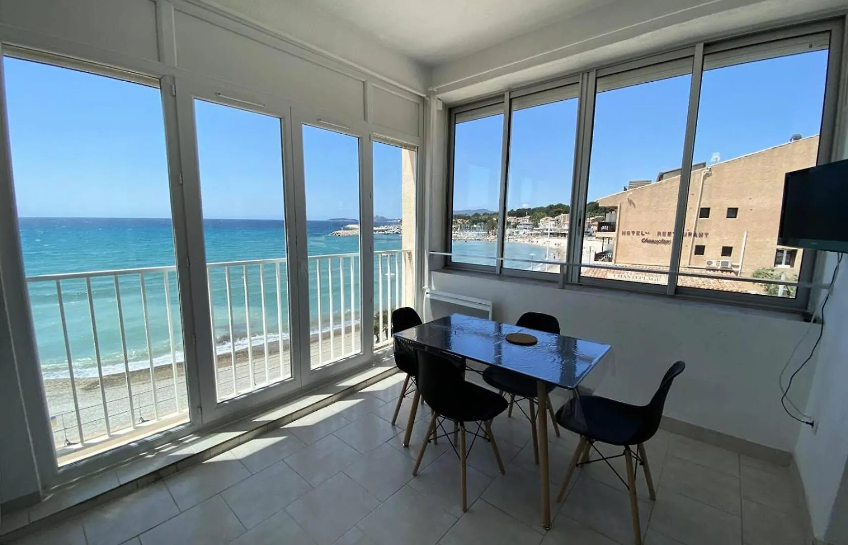 Residence Oustalet - T2 Panoramique Sur La Mer A St Cyr Sur Mer Mae-2824 contacts